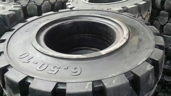 Pneumatici per carrelli elevatori industriali