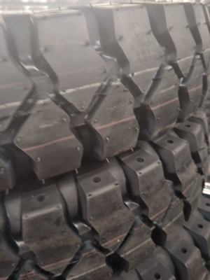 Pneumatici per carrelli elevatori industriali